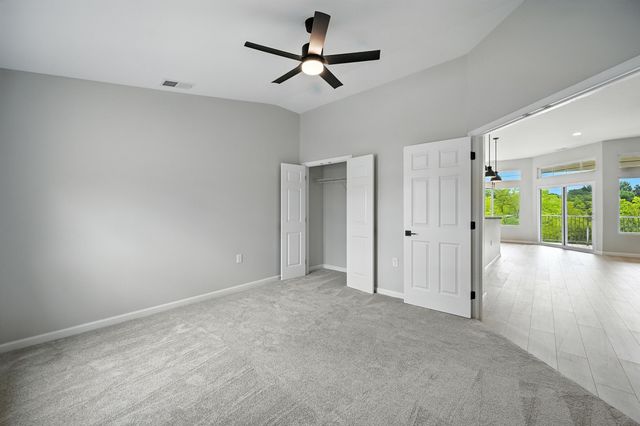 2316 Paragon Mill Drive, 303, Burlington, KY 41005