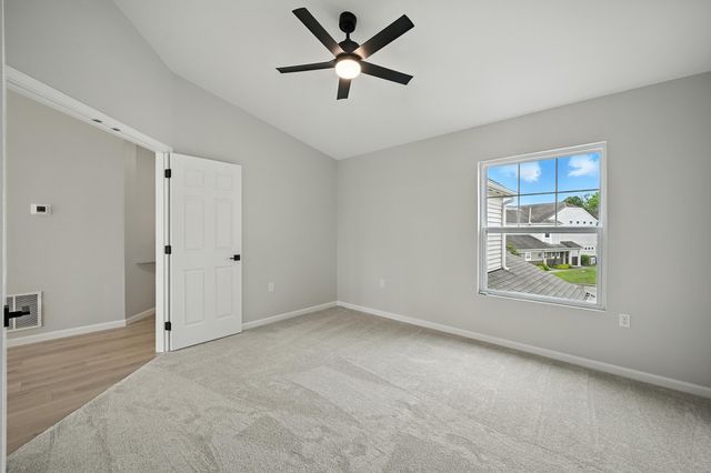 2316 Paragon Mill Drive, 303, Burlington, KY 41005