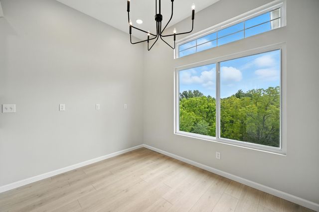 2316 Paragon Mill Drive, 303, Burlington, KY 41005