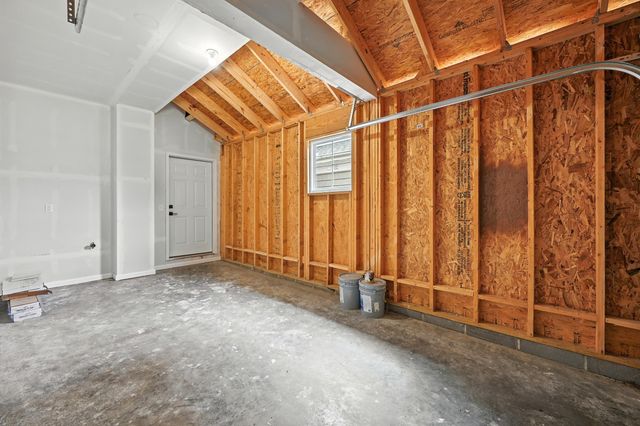 2316 Paragon Mill Drive, 303, Burlington, KY 41005