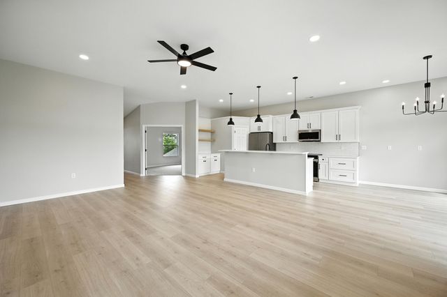 2316 Paragon Mill Drive, 303, Burlington, KY 41005