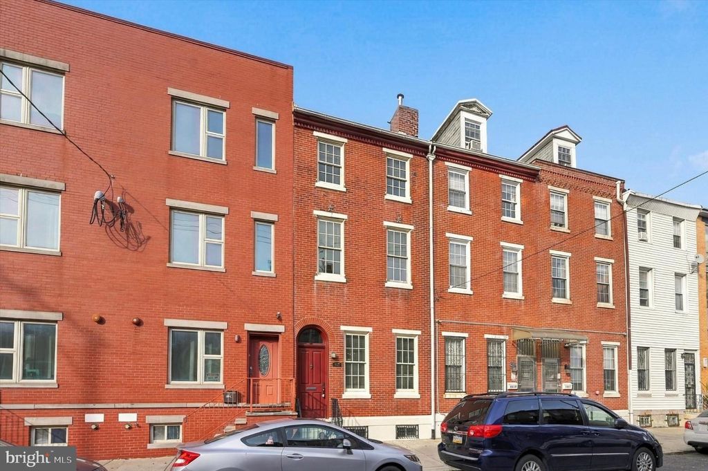 1127 GREEN ST, PHILADELPHIA, PA 19123 — exterior