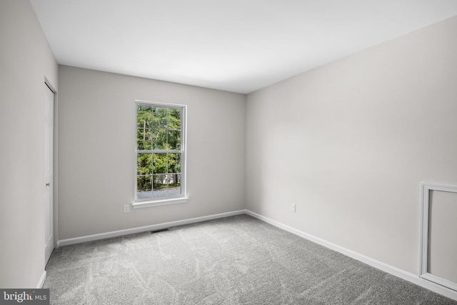 17 ARLINGTON RD, Erial, NJ 08081