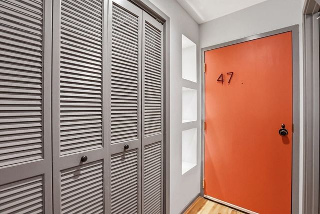 51 Pettee St 47, Newton, MA 02464