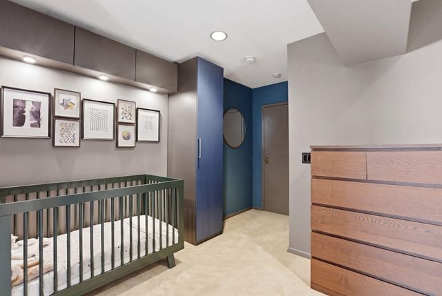 51 Pettee St 47, Newton, MA 02464