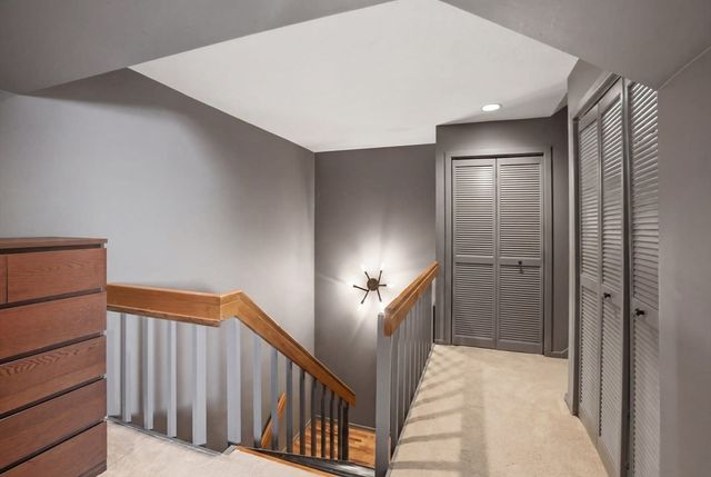 51 Pettee St 47, Newton, MA 02464