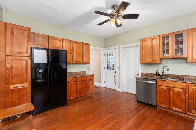 9 Mountainville Road, Danbury, CT 06810