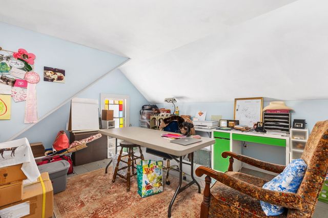 9 Mountainville Road, Danbury, CT 06810