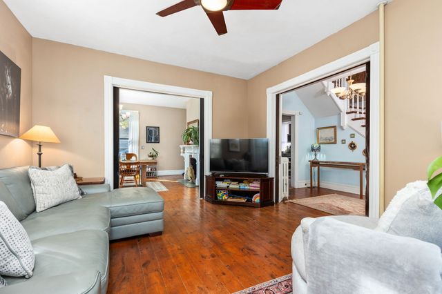 9 Mountainville Road, Danbury, CT 06810