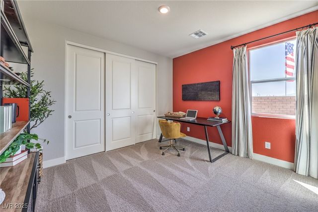 1512 Kaylis Cove Place 20, North Las Vegas, NV 89084