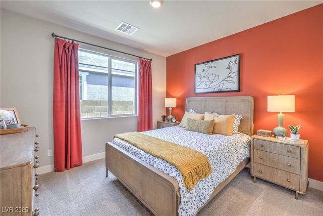 1512 Kaylis Cove Place 20, North Las Vegas, NV 89084