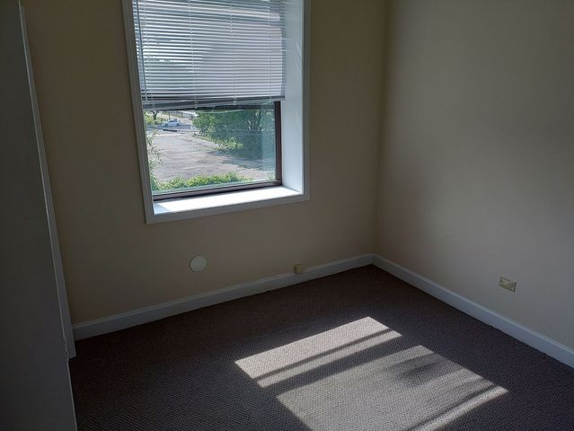 4752 S Wabash Avenue 301, Chicago, IL 60615