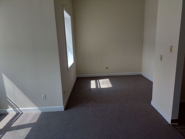4752 S Wabash Avenue 301, Chicago, IL 60615