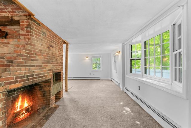 313 E Water St, Rockland, MA 02370