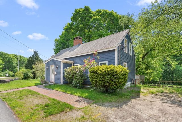 313 E Water St, Rockland, MA 02370