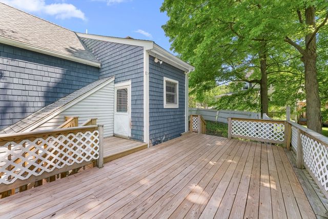 313 E Water St, Rockland, MA 02370