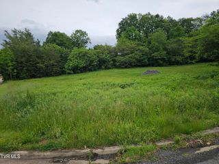 1800 Lynn Garden Drive, Kingsport, TN 37660