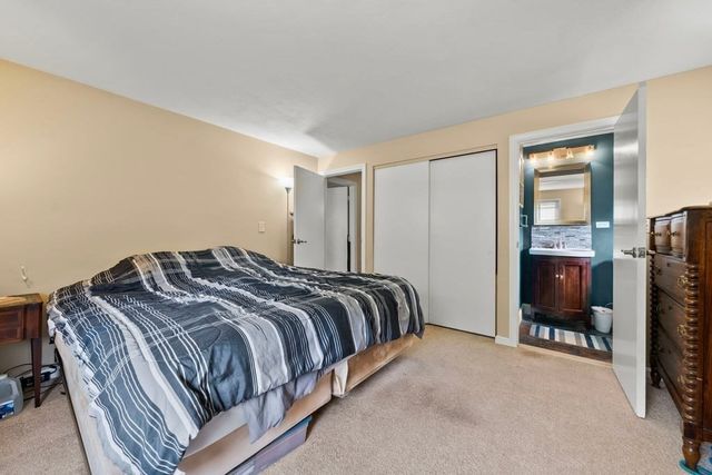 6 Antrim Rd, Peabody, MA 01960