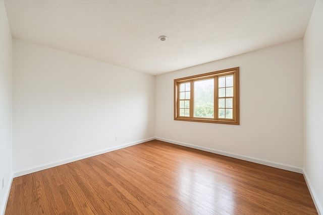 6 Antrim Rd, Peabody, MA 01960