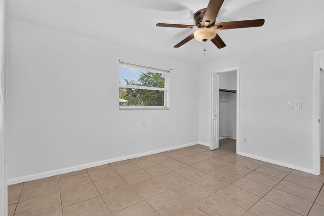 101 E Beverly Road E, Jupiter, FL 33469