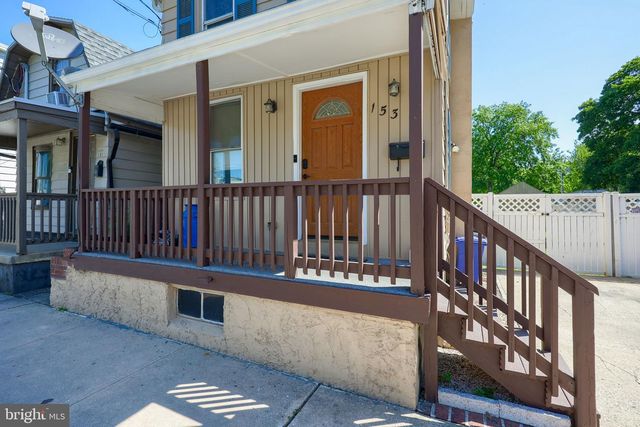 153 S WOLF ST, Manheim, PA 17545