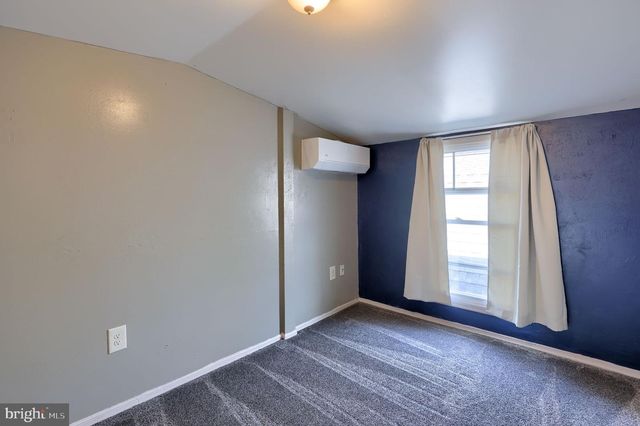 153 S WOLF ST, Manheim, PA 17545