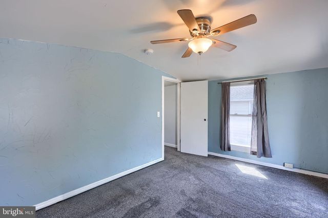 153 S WOLF ST, Manheim, PA 17545
