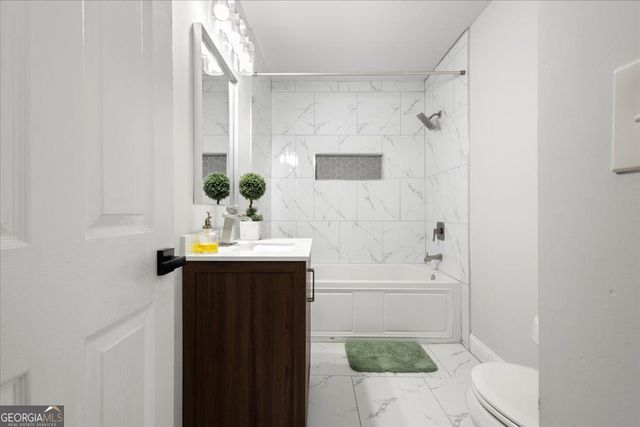 1765 Mary George Avenue NW, Atlanta, GA 30318