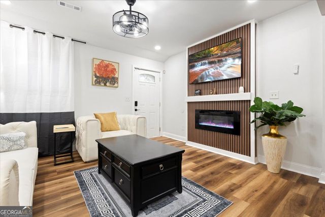 1765 Mary George Avenue NW, Atlanta, GA 30318