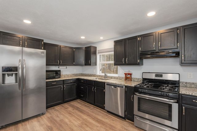 8 Linebrook Road, Atkinson, NH 03811