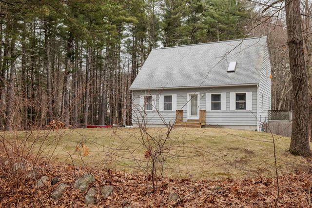 8 Linebrook Road, Atkinson, NH 03811