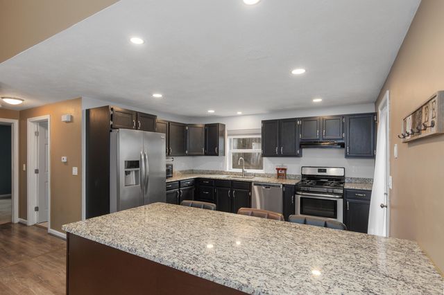 8 Linebrook Road, Atkinson, NH 03811