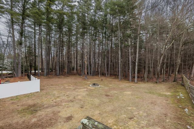 8 Linebrook Road, Atkinson, NH 03811