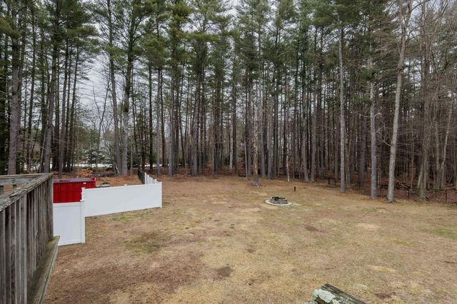 8 Linebrook Road, Atkinson, NH 03811