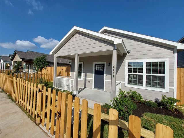 6431 Paris Street, Houston, TX 77021