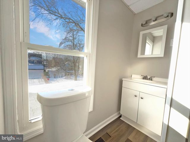 19 E MCNEAL ST, Millville, NJ 08332