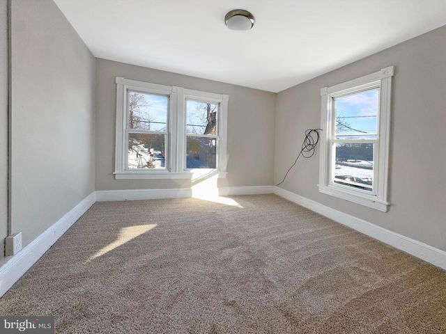 19 E MCNEAL ST, Millville, NJ 08332