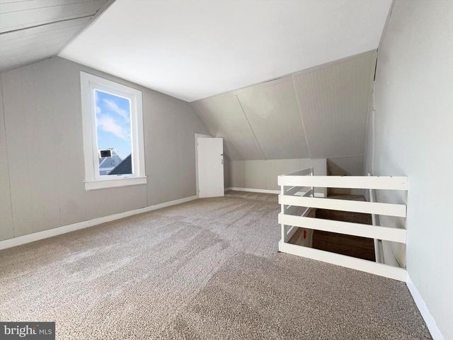 19 E MCNEAL ST, Millville, NJ 08332