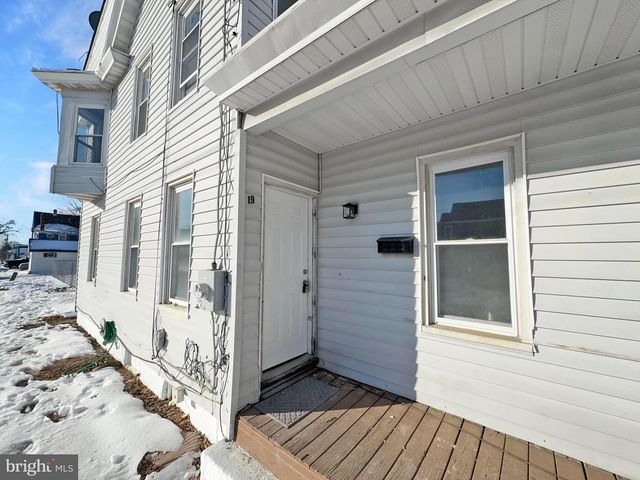 19 E MCNEAL ST, Millville, NJ 08332