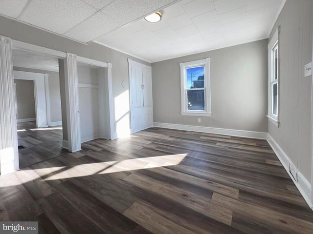 19 E MCNEAL ST, Millville, NJ 08332