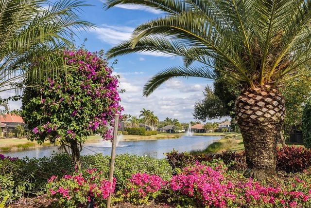 4971 Rustic Oaks CIR, Naples, FL 34105