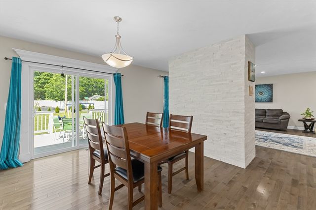 6 Childs St, Shrewsbury, MA 01545