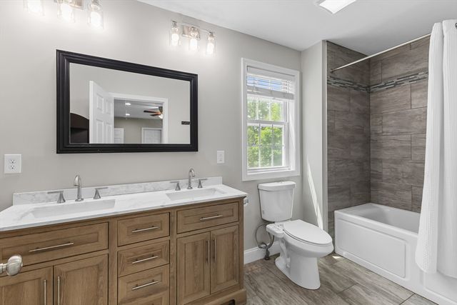 6 Childs St, Shrewsbury, MA 01545