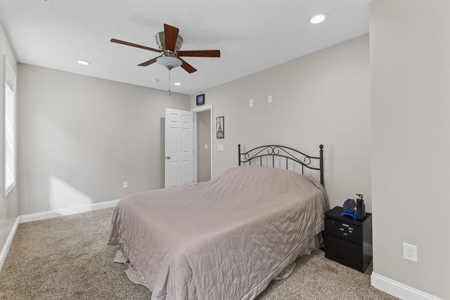 6 Childs St, Shrewsbury, MA 01545