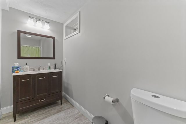 6 Childs St, Shrewsbury, MA 01545