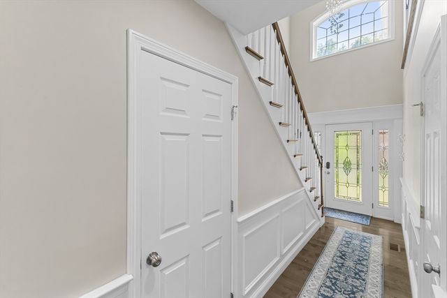 6 Childs St, Shrewsbury, MA 01545