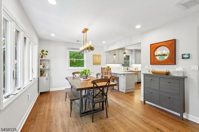 122 Skyline Lake Dr, Ringwood Boro, NJ 07456