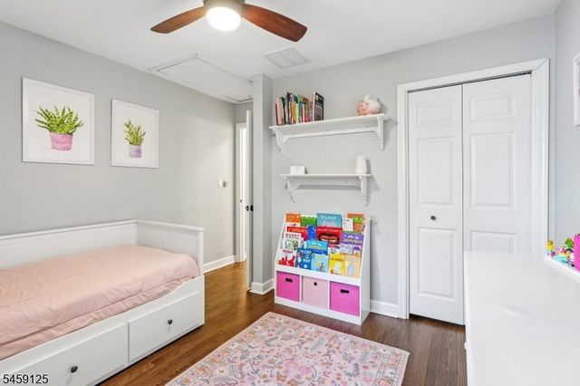 122 Skyline Lake Dr, Ringwood Boro, NJ 07456