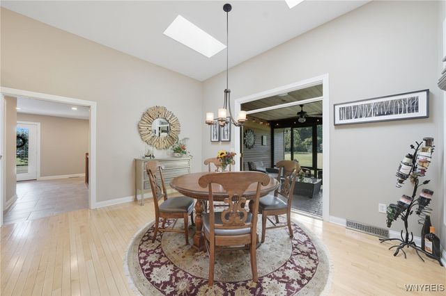 3755 Hampton Brook Drive, Hamburg, NY 14075