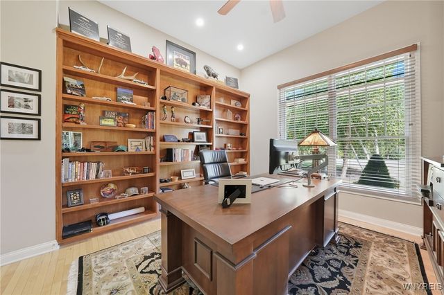 3755 Hampton Brook Drive, Hamburg, NY 14075